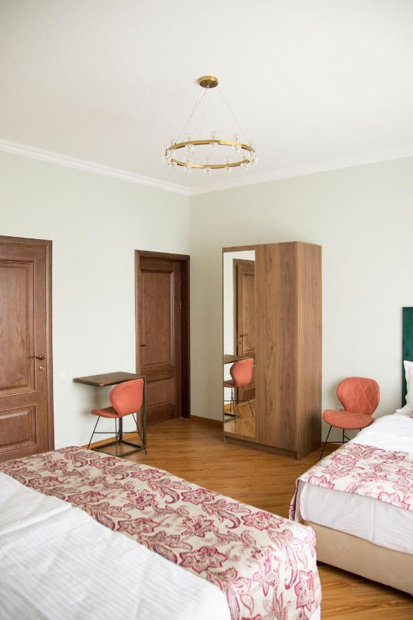 Phazisi Hotel Tbilisi Esterno foto